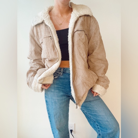 Levi's Other - Vintage neutral cream Sherpa Lined Jacket- Large